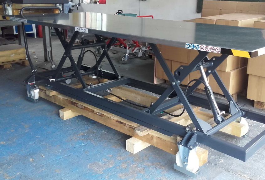 Lift table trolley 300 kg - 3100x1000mm - 610mm stroke - tandem scissors