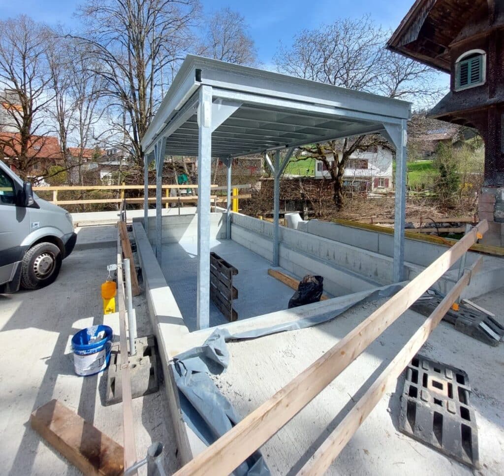 Car lift table half extended